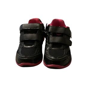 NWT Dr. Zen Black and Pink Orthotics Sneakers W size 7